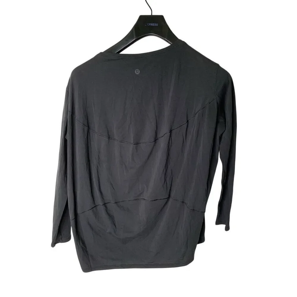 Lululemon long sleeve top black women's size 2